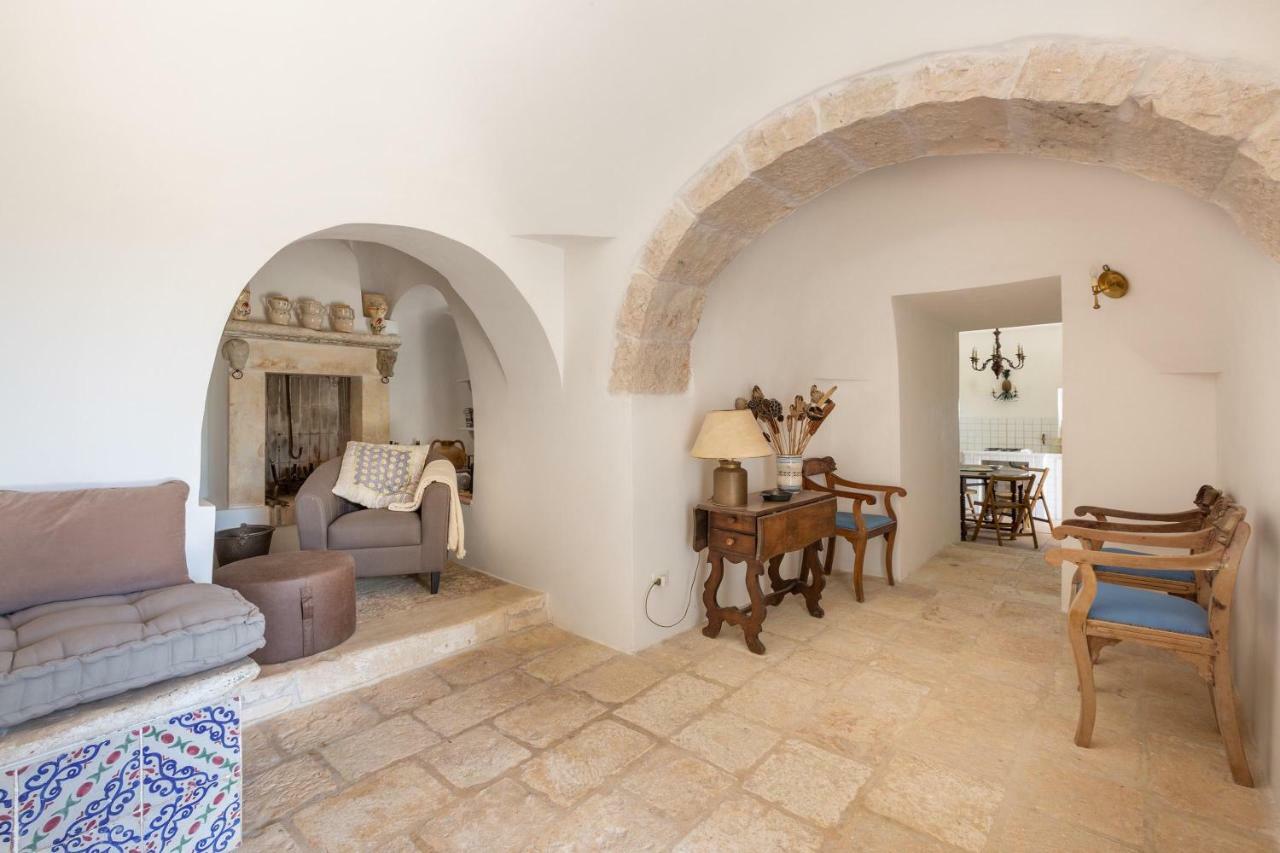 فيلا Trullo Il Karrubo أوستوني المظهر الخارجي الصورة